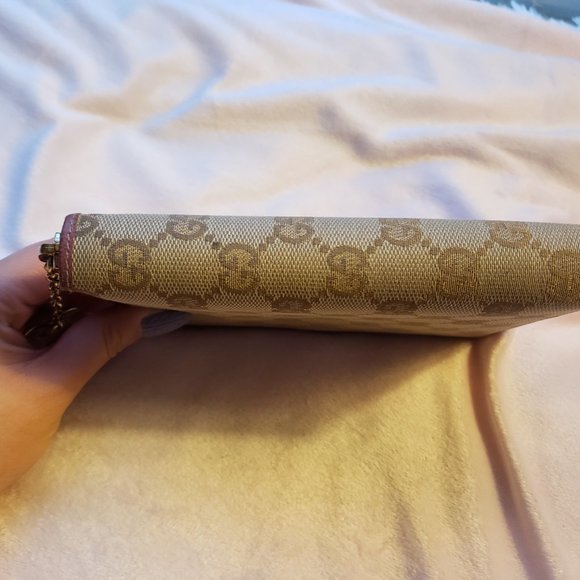 2007 Gucci Agenda/Planner Wallet - Picture 7 of 11